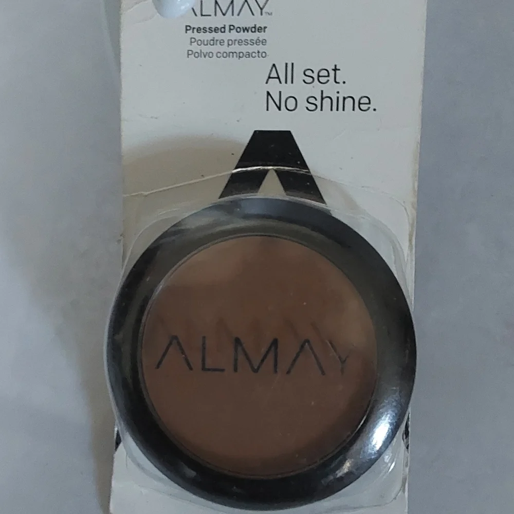 Almay Pressed Powder in Rich Brown‎ # 500